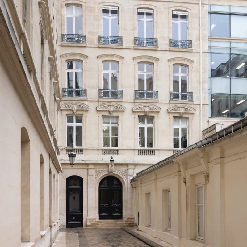 Thomias Radin: Entre ciels et terres: contingences humaines