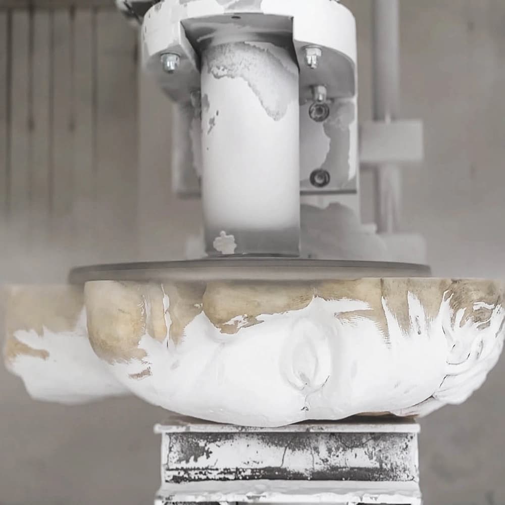 Arcangelo Sassolino: Aux abords du séisme